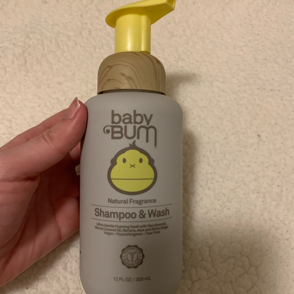 Baby bum shampoo and body wash